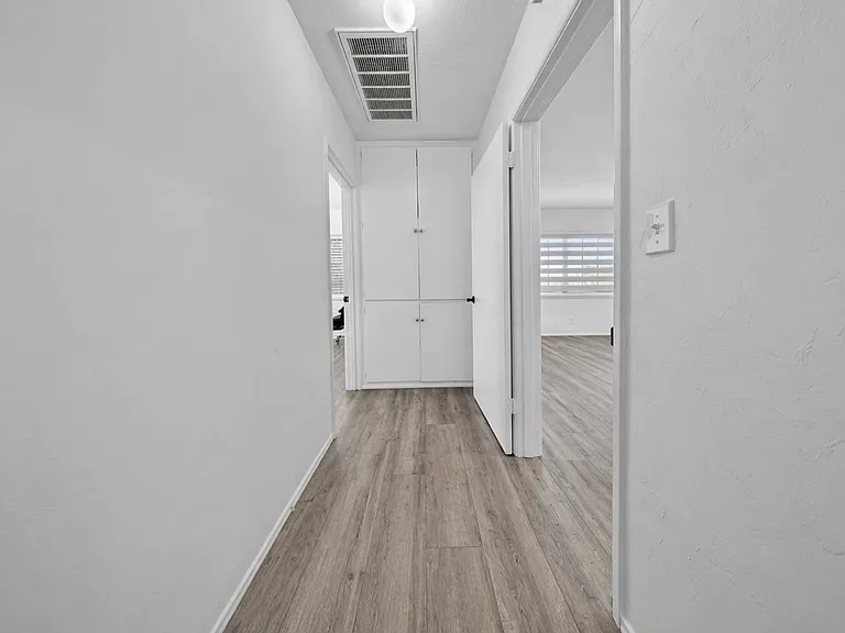 8100 Bellaire Ave — Photo 11