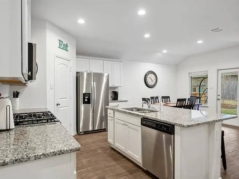 3308 Cold Swan Ct — Photo 10