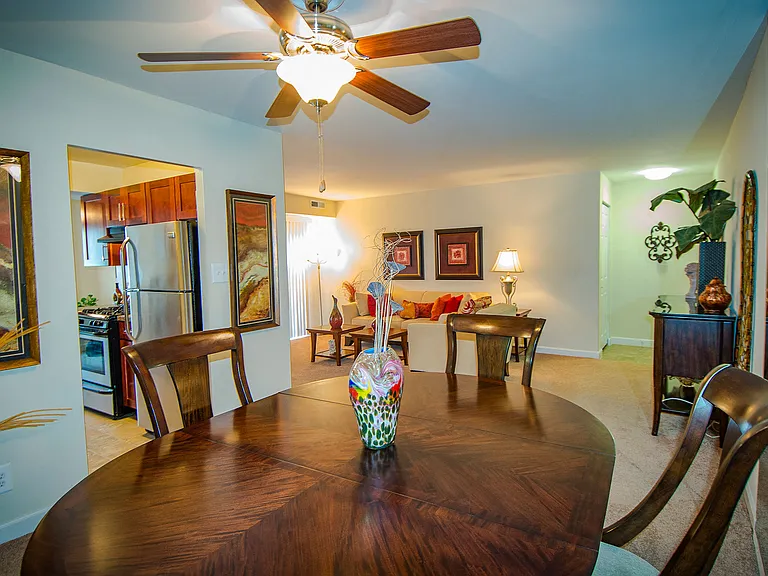 Oakton Park Apartments — Photo 49