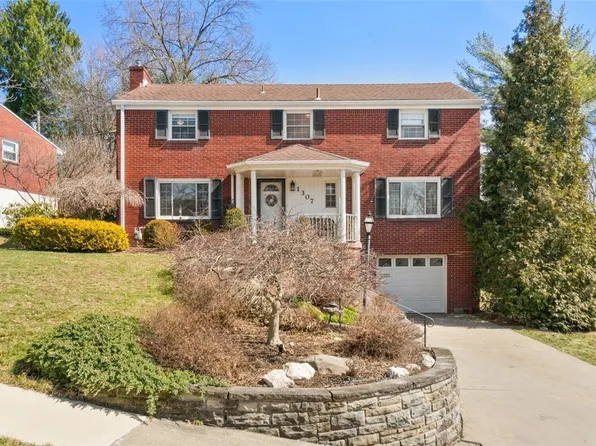 1307 Lakemont Dr, Pittsburgh, PA 15243
