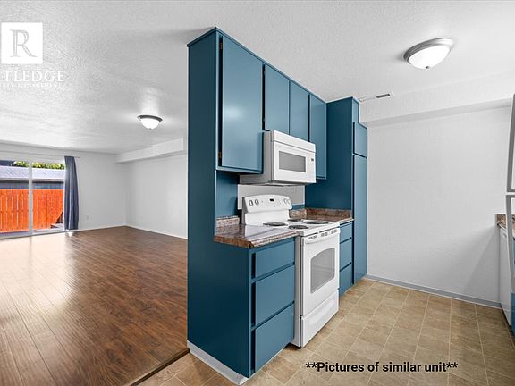 5th image of 826 Bennett Ave APT B