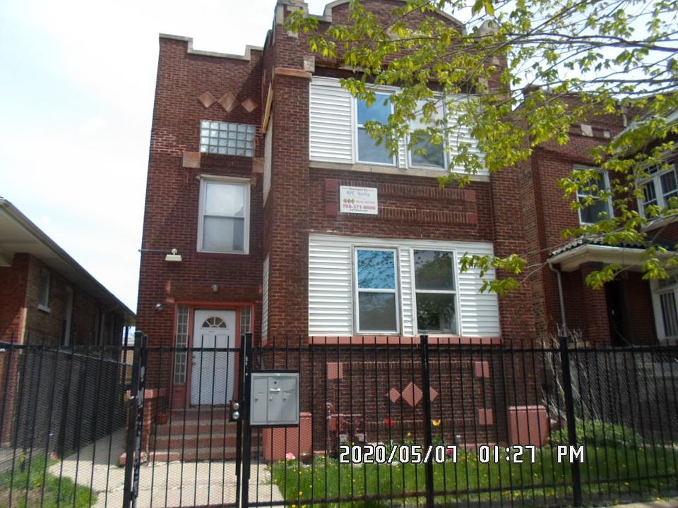 1st image of 7917 S Bishop St