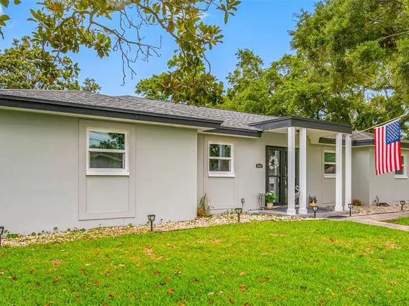 1641 Jeffords St, Clearwater, FL 33756