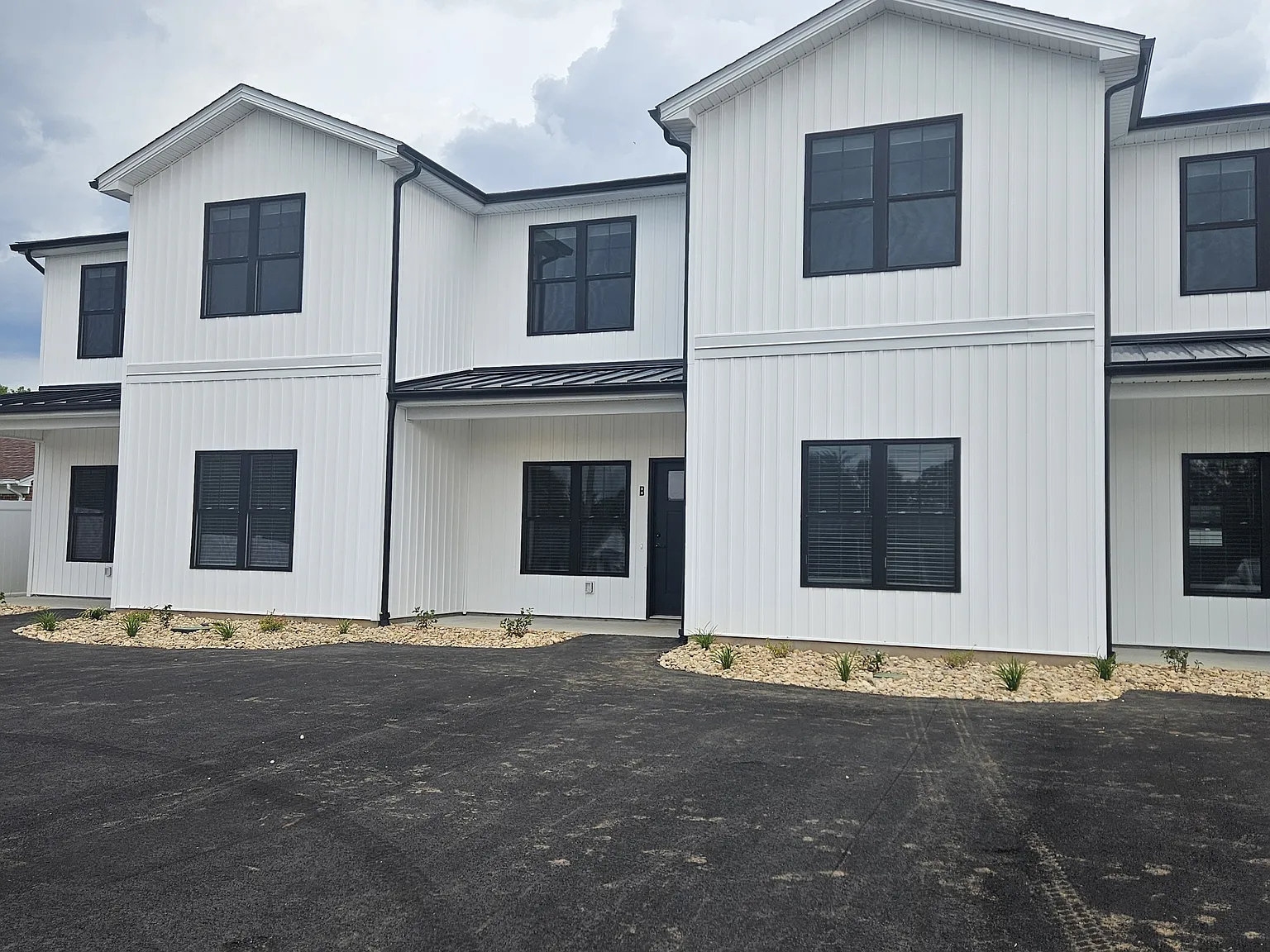 77 Shelor Drive - C — Photo 1