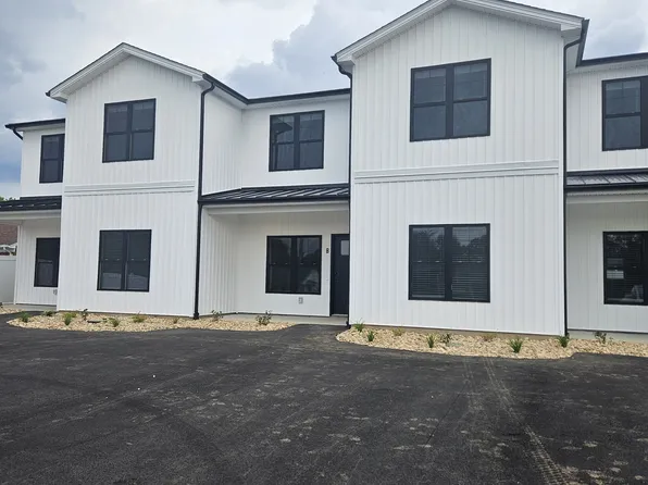 77 Shelor Dr, Lynchburg, VA