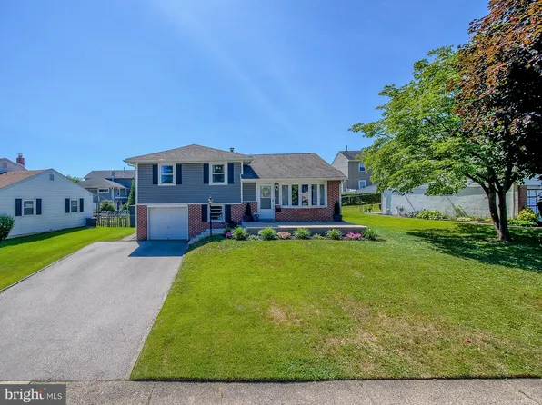321 Hastings Blvd, Broomall, PA 19008