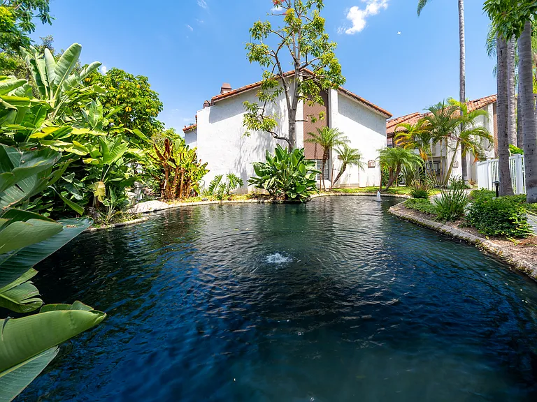 356 Molokai Dr — Photo 43
