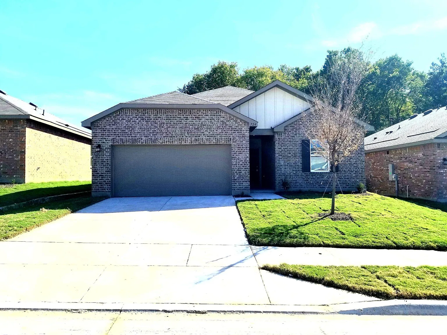 4 bed, 1807 sqft, $2,100 — Photo 1