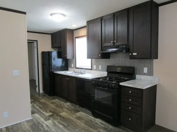 17296 Oak Grove St #305, Romulus, MI 48174