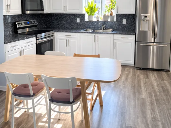 551 NW 82nd Ave, Miami, FL 33126