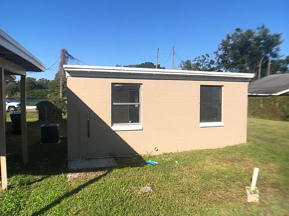 4th image of 1024 & 1028 20th St Front 1024