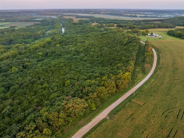 4139 Rockland Ln, Otterville, MO 65348