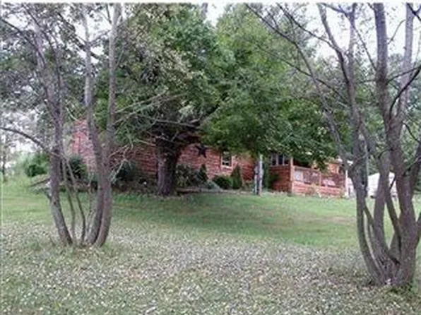 433-437 Roaring Run Rd, Champion, PA 15622