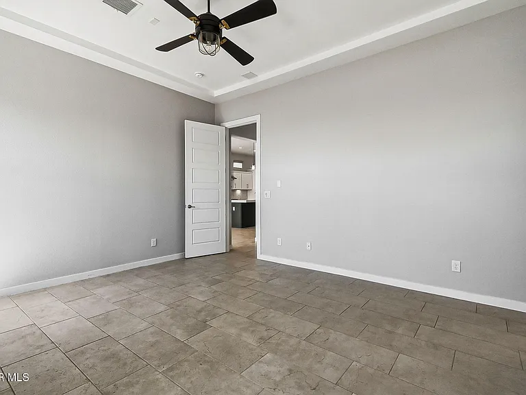 329 Hector Porras Dr — Photo 24