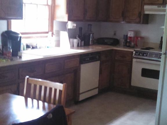 kitchen w