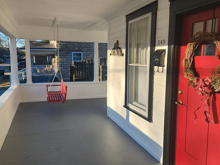 S Highland Ave — Photo 3