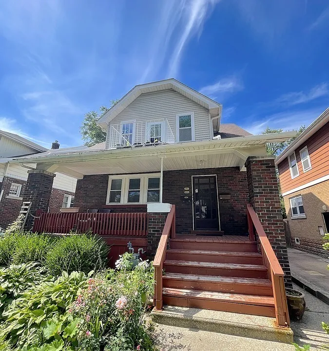 395 Partington Ave #LOWER