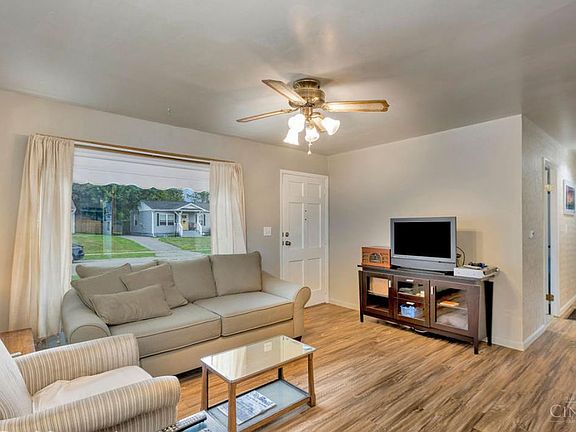 4th image of 494 Glenrose Ln