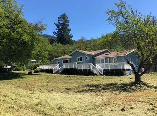 1433 Red Cap Rd, Orleans, CA 95556