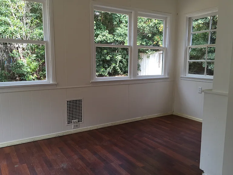 567 Hathway Ave — Photo 6
