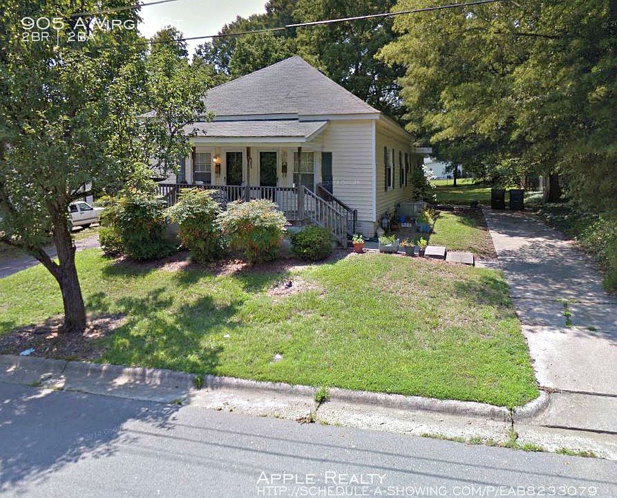 2nd image of 905A Virgie St
