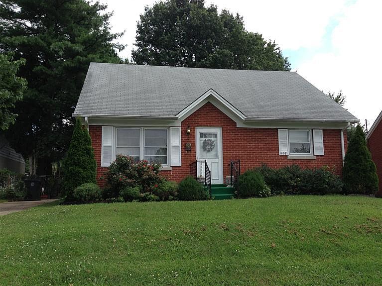 1st image of 607 Rosewood Dr