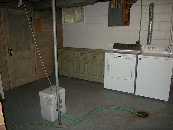 5th image of 511 Dacota St #1