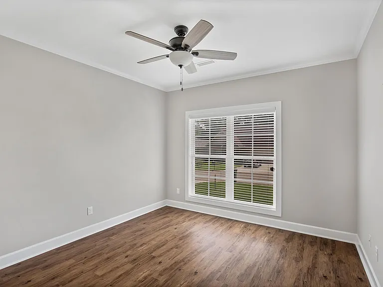 122 Craftsman Dr — Photo 10