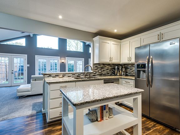 5th image of 1402 Bogard Ln