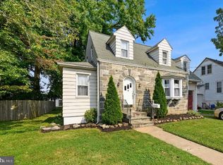 21 White Ave, Mount Ephraim, NJ 08059