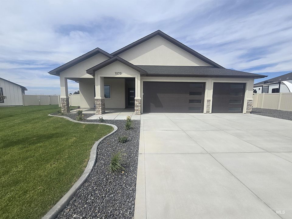 1st image of 1070 Adamite Rd