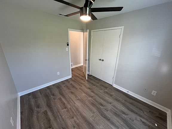 3rd image of 1114 High Meadow Dr
