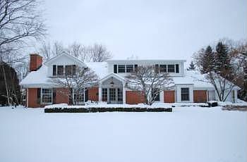 1st image of 6923 N Seneca Ave