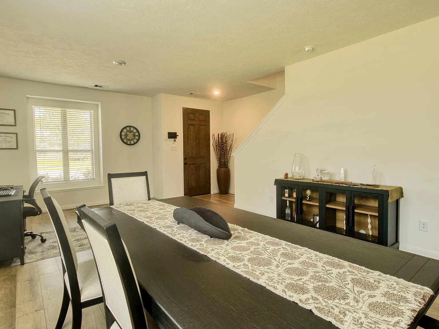 3 bed, 2.5 bath, 2924 sqft, $2,800 — Photo 4