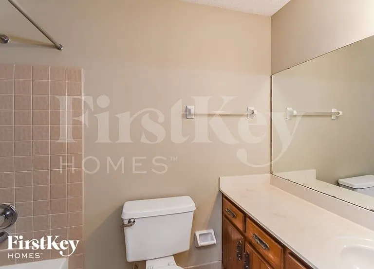 4570 Fawn Hollow Cv — Photo 10
