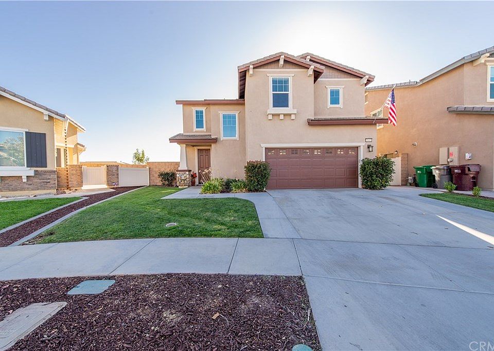 2nd image of 31611 Blossom Hill Ct