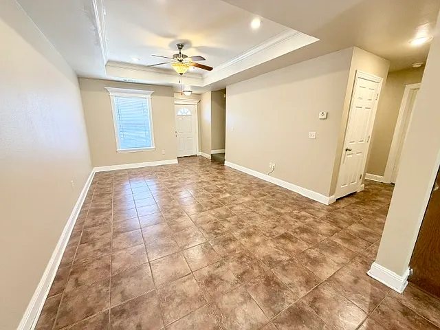 4 bed, 2.5 bath, 1245 sqft, $1,595 — Photo 4