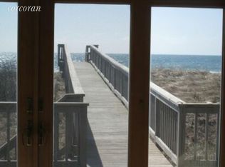 709 Dune Rd, Westhampton Beach, NY 11978