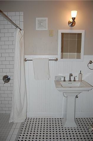 1st image of 4505 Avenue H #B
