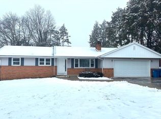 24 Larivee Ln, West Springfield, MA 01089