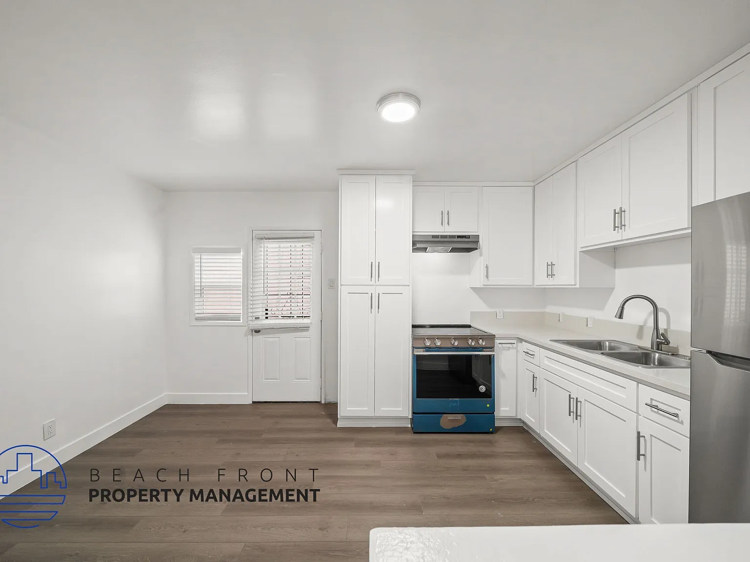11626 Cedar Ave. — Photo 1