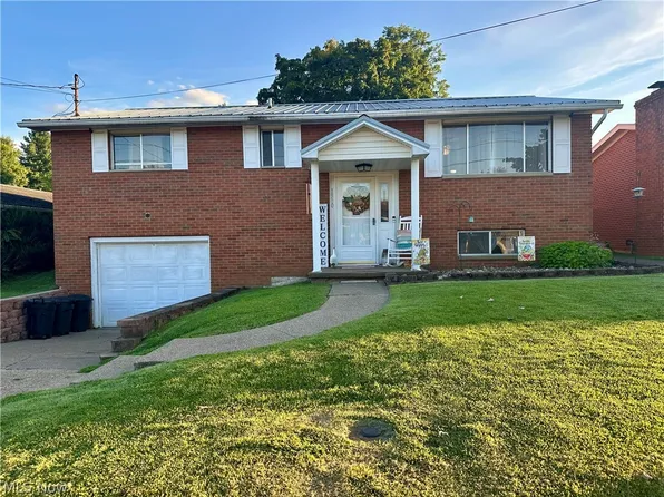1310 20th St, Vienna, WV 26105