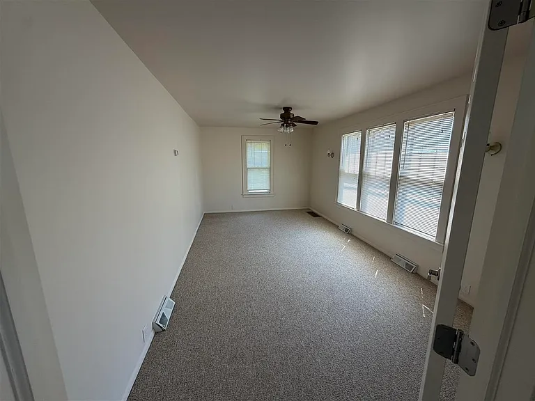 1104 Bridge St #A — Photo 6