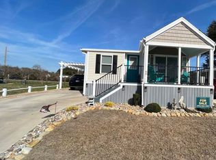 1204 Cedar Point Blvd #60, Swansboro, NC 28584