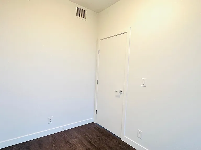 567 Clarke Rd #1702 — Photo 5