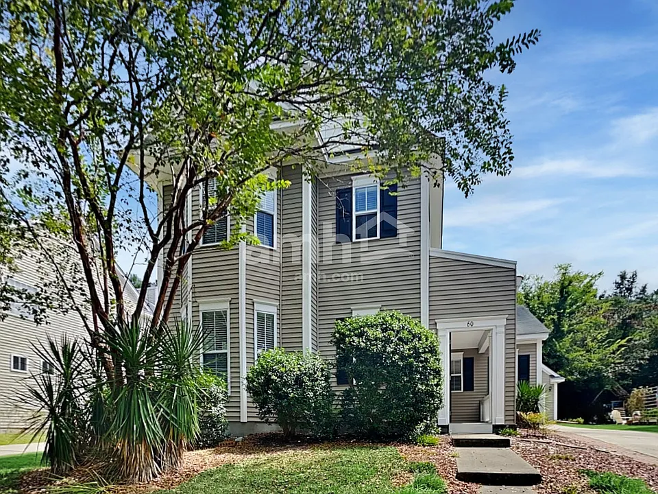 60 Creek Bend Dr