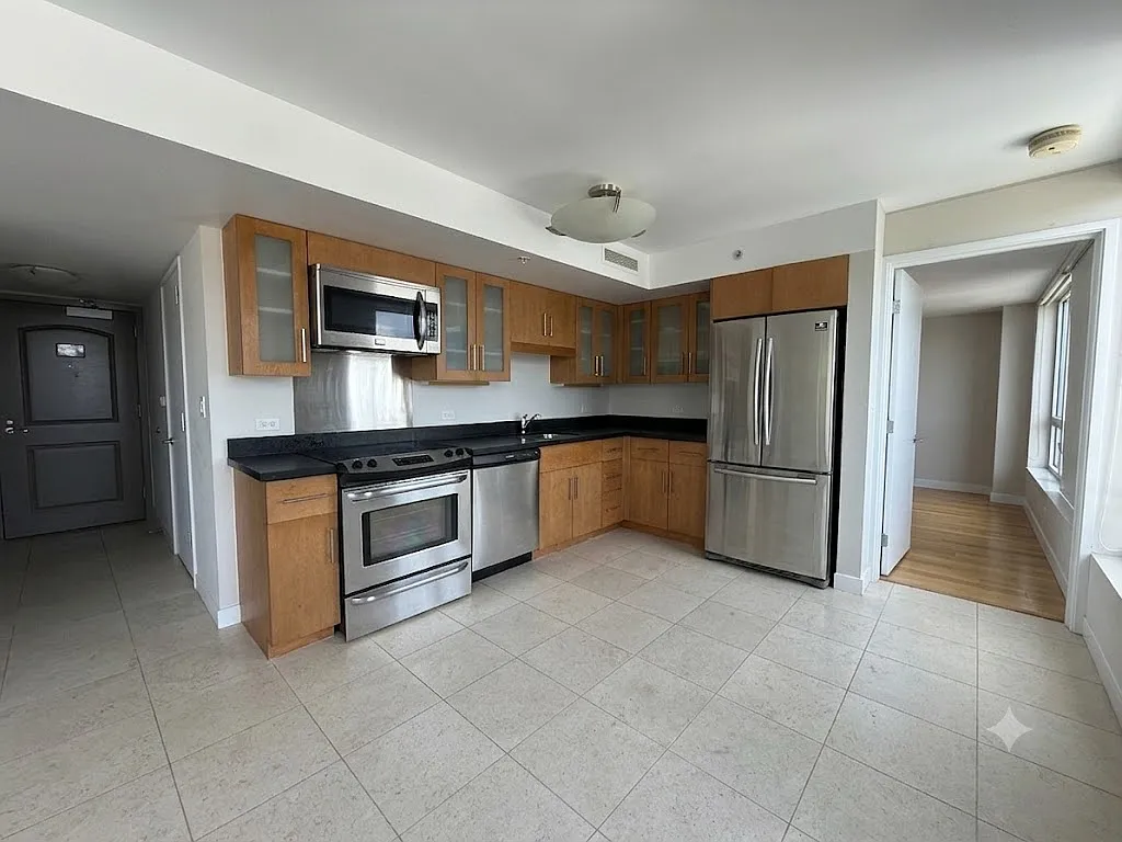 2 bed, 803 sqft, $3,700 — Photo 2