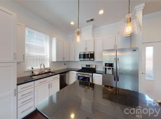 930 Steel House Blvd, Charlotte, NC 28205