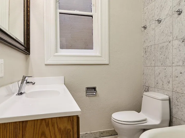 406 Cole St — Photo 6