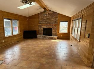 15327 Spring St, Union Grove, WI 53182